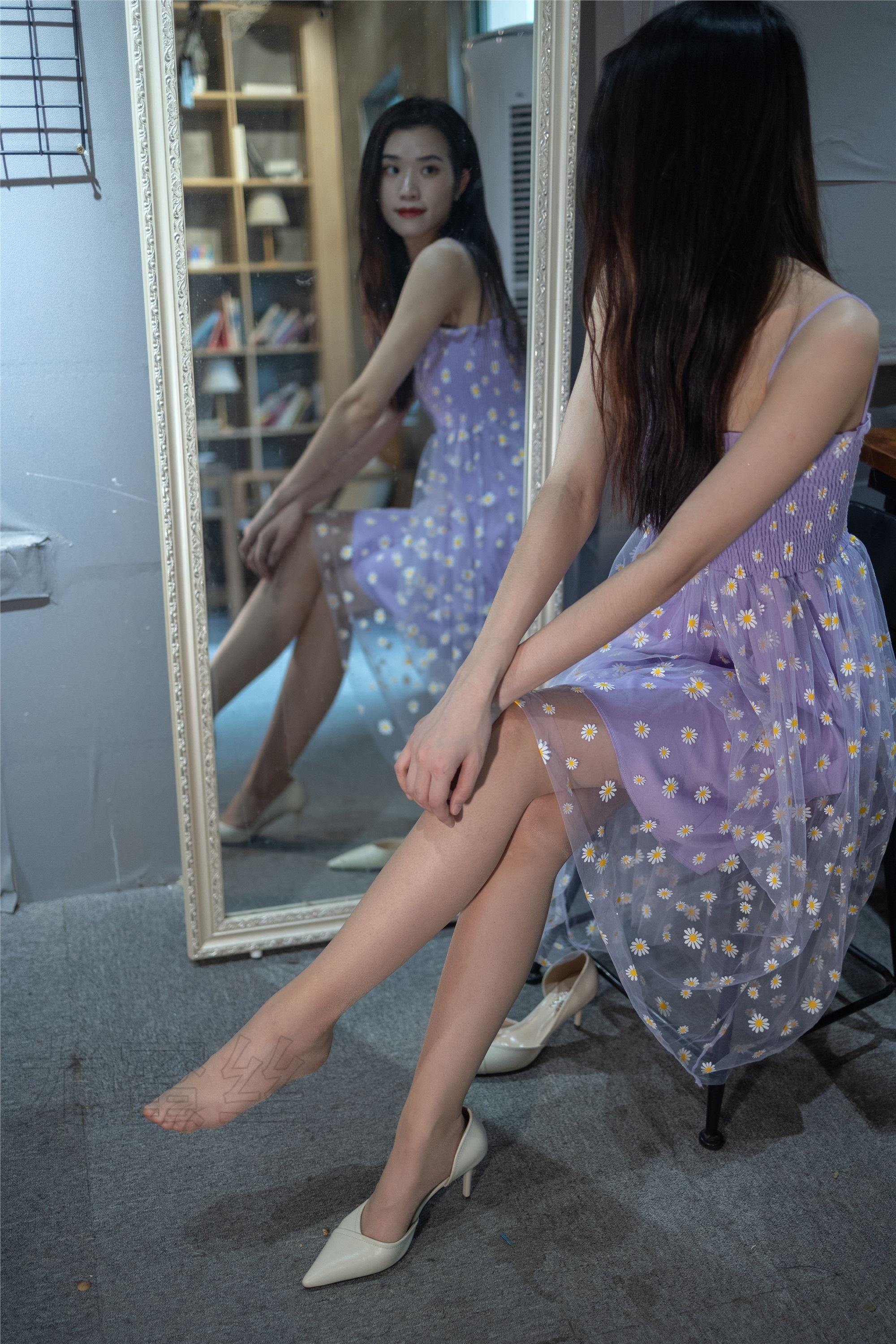 尤蜜丝 穿搭写真 NO.056